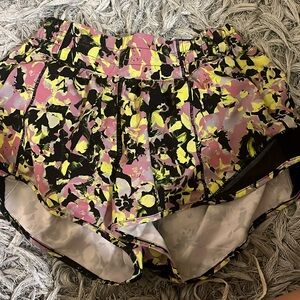Super cute Lulu shorts